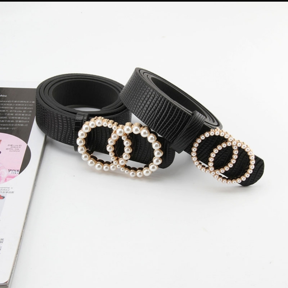 Faux Pearl Circles Belt